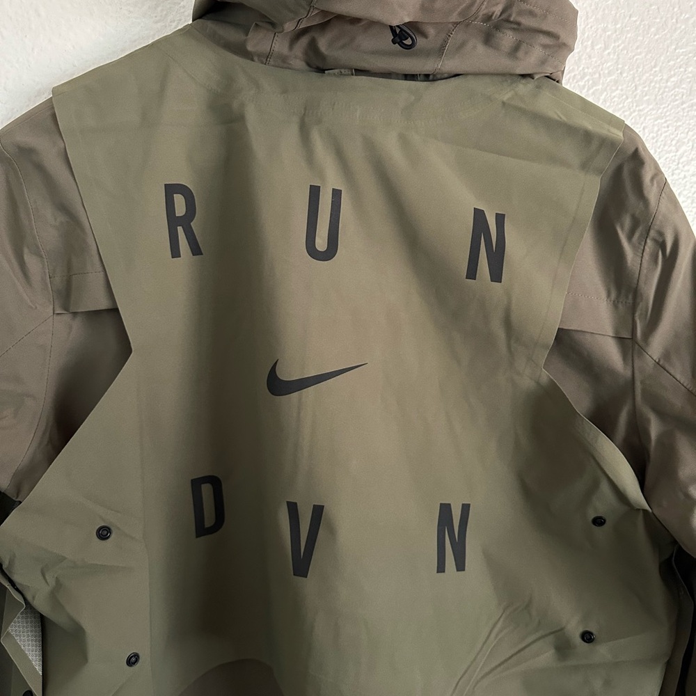 Nike Run Division Storm-Fit Running Athletic Jacket DV1247 Women’s Size Medium - Picture 6 of 9